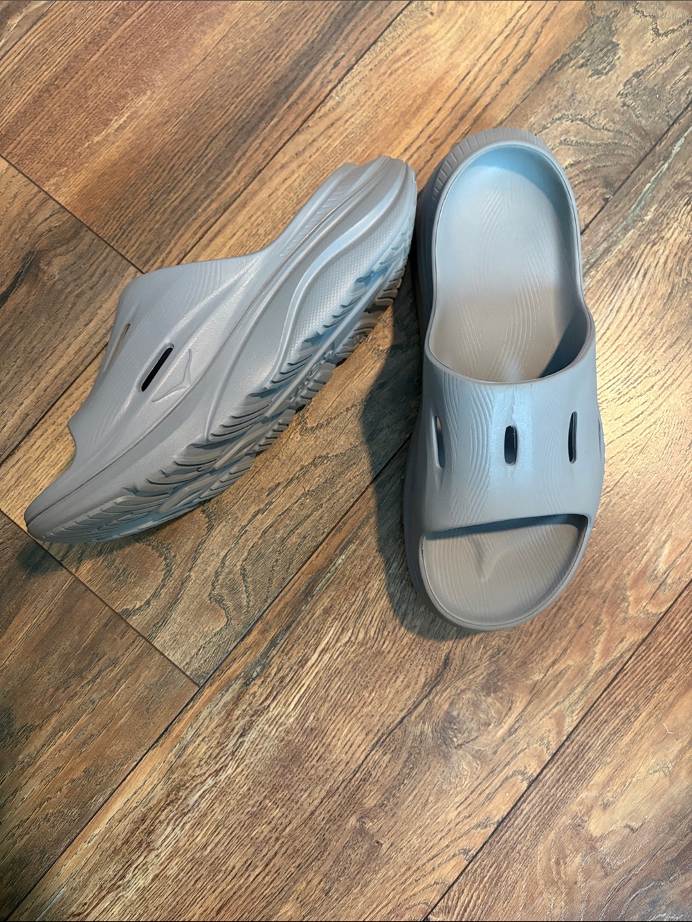 Hoka Ora Recovery 3 Slides Like New Grey Men's 8 Womens 10